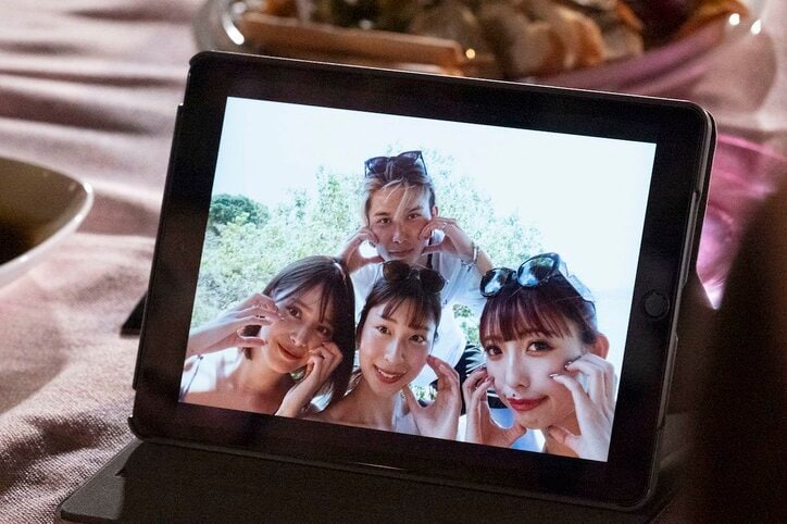 渡した指輪をしていない…美人カフェ店員の心変わりに高身長イケメン芸人意気消沈