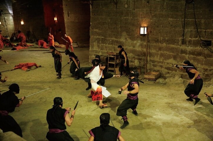 『曇天に笑う』本広克行監督、男ばかりの群像劇に女子萌え意識