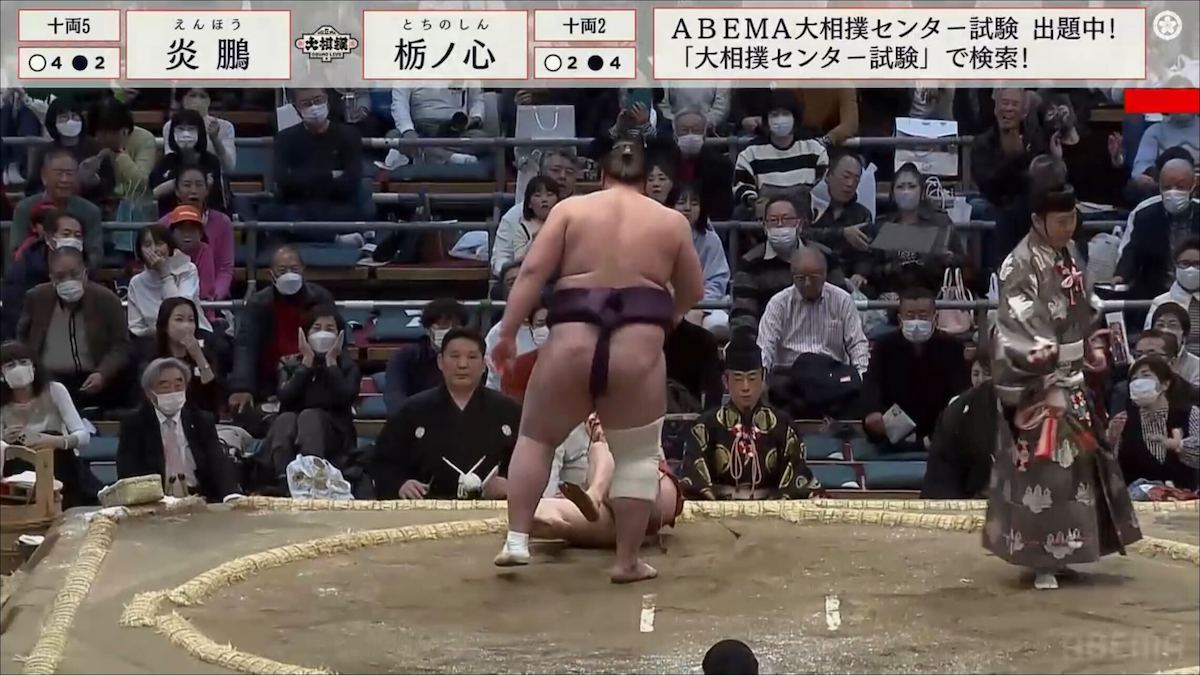 体重差87キロの衝撃KO…巨漢力士の強烈かち上げに小兵が吹っ飛ば