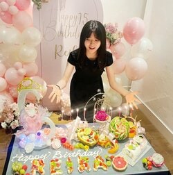 市川團十郎「産まれてきてくれてありがとう」長女・麗禾の15歳誕生日をお祝い 「このお顔そのまま麻央さん」「美人で可愛すぎ」など祝福の声