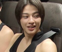 彼女は人気JK！スターダスト所属のイケメン俳優「今日もかっこいいって言われて…」惚気炸裂