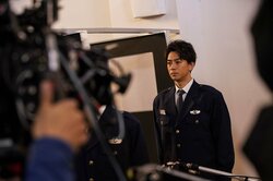 銃を構え発砲！三浦翔平演じる鴨井の警察学校時代に潜入『逃亡者』配信オリジナルストーリー撮影現場レポート