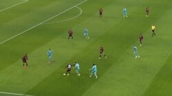 「ボールの隠し方がうまい」堂安律の“4秒キープ＆左足神技アウトサイドパス”が衝撃的「本当に奪われない」元日本代表が絶賛する局面打開の瞬間