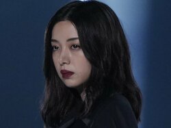 「衣装の迫力がスゴい」池田エライザ、クールな中にも“圧巻ボディ”が映えまくりでファン大興奮「どんなスタイルよ、すごすぎ」