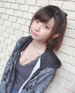 「こういう姿も素敵！」「尊い…」人気コスプレイヤー・えなこ、カジュアルなパーカーコーデに反響