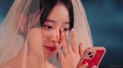 堀未央奈が“初めての結婚式”、イケメン俳優からのサプライズに純白ドレス姿で思わず涙『私たち結婚しました 5』