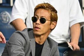 「ベスト８を狙うんじゃない。優勝を狙うんだ」本田圭佑が目標設定の統一を強調。出発点が異なれば「分析や議論にズレが生じる」【W杯】