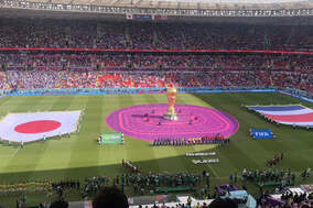 【W杯】日本×コスタリカ、スタジアムのバックスタンドは、かなりの空席が目立つ状態