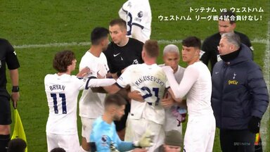 顔面パンチをスルーされ審判にブチギレ！乱闘寸前の緊急事態にあの悪童が止めに入るまさかの珍事発生でファン困惑「リシャが止めるの草」