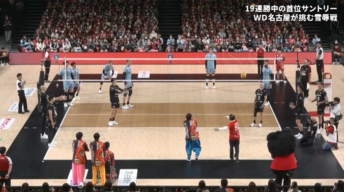 愛知県の大村秀章知事と、アイドルグループ「BOYS AND MEN」のメンバーが登場