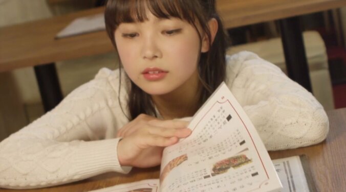 仁義なき広島鉄板頂上決戦　メシテロリスト・寺本莉緒が美食を堪能 1枚目