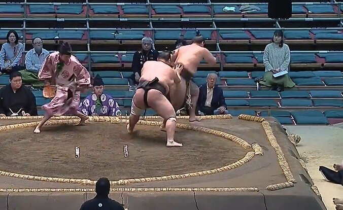 【写真・画像】　1枚目