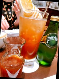 渡辺美奈代『おしゃべり止まらず』