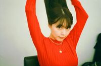 「目ヂカラにやられた～！」「可愛いかよ」有村架純、チャーミングな上目遣いショットにファン悶絶