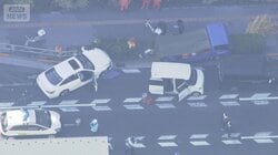 「信号はすべて青」容疑を一部否認　足立区ひき逃げ　男の視線確認