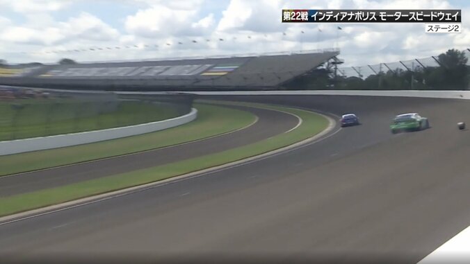 「そんなことあるんですね」タイヤを引き摺ったまま走行→衝撃トラブルが発覚「タイヤが残っている。珍しい」レース中の一幕に放送席騒然 4枚目