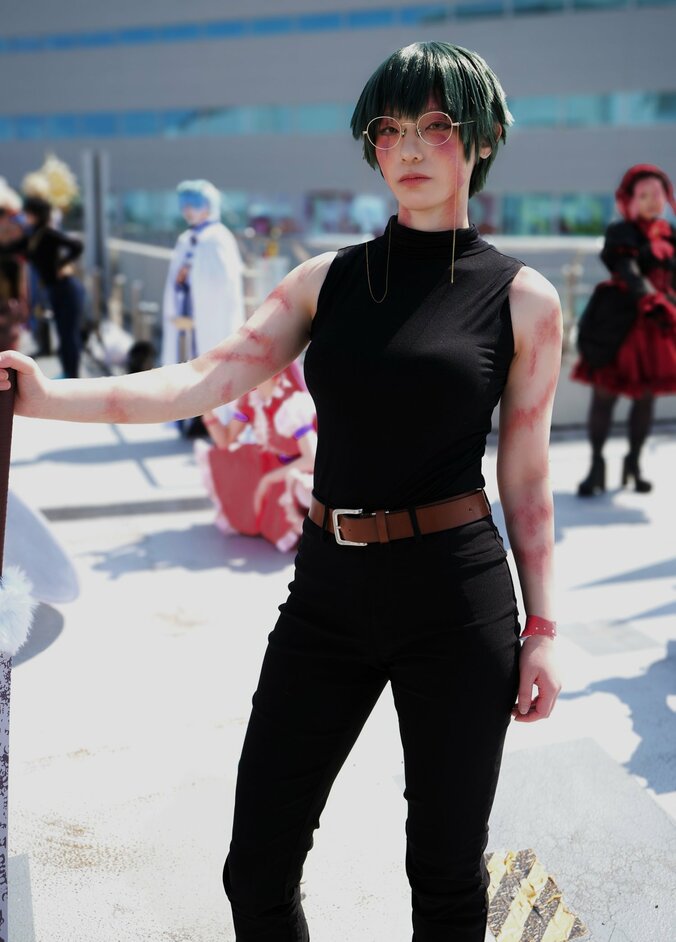 【写真・画像】『呪術廻戦』禪院真希のコスプレでこだわった「傷だらけでも美しい表現」　3枚目