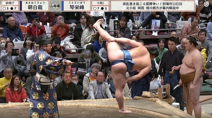 大相撲初場所で「芸術的な四股」が話題 「お客様も注目しています」「巡業の時も良い四股踏んでいました」館内どよめき 3枚目