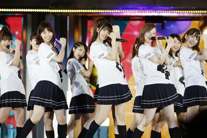 「どっちのパフォーマンスも見たい…」２つの会場のファンを唸らせた乃木坂46の“シンクロライブ” 18枚目