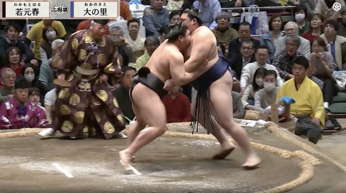 「全然力入ってない」横綱・大の里の“立ち合い”に心配の声 「出れる状況じゃない状態で相撲を取っている」荒磯親方も言及 3枚目