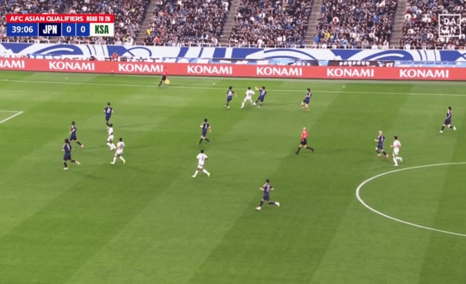 爆速！ 久保建英＆田中碧の“鬼プレスバック”が「凄すぎる」「泣ける」「神だ」驚異の“50m帰陣”で日本代表を救った瞬間「久保くん別人の動き」 4枚目