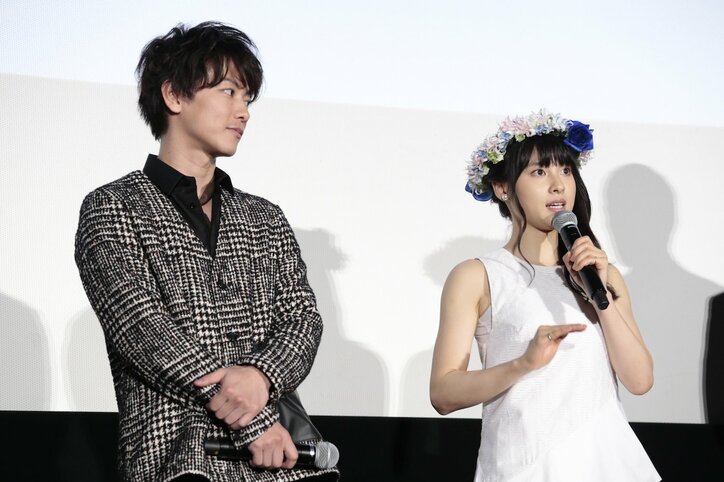 佐藤健、土屋太鳳のイメージは「幸せな思い出」「忍耐」「箱入り娘」