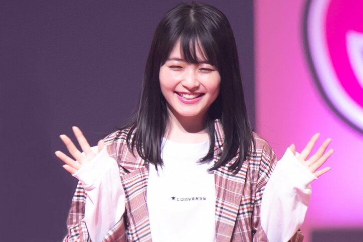 竹内涼真＆浜辺美波、新田真剣佑のサプライズ登場に大歓声！ -Seventeen 夏の学園祭2018【画像集】