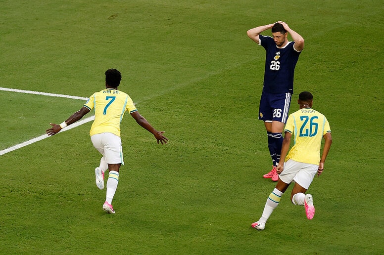 「これはダメ」「最悪の選択」ブラジル戦で闘莉王が喝！ 開始早々ヴィニシウス得点の裏で…“あってはならないミス”にあ然