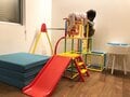 大渕愛子弁護士、室内ジャングルジムで遊ぶ娘に「かわいい！」「たくましい」の声