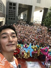 「#ななにー」放送開始間も無くTwitterトレンド1位獲得！ 草なぎ剛の投稿に「京都が凄いことになってる」