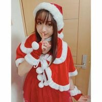 平祐奈、季節外れの“サンタコス”を披露し「もー可愛いすぎ」「毎日来てほしい」と悶絶の声