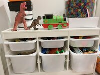 アレクサンダー『IKEAのオモチャ収納棚❤️』