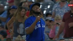 大谷翔平のライバル・ゲレロJr.の振る舞いにファンほっこり “タイムリーエラー”からの“好捕”でニッコリ「可愛いｗ」「いいやつ感満載」