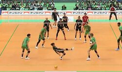 男子バレー、リベロを襲った“おかしな”軌道のサーブ「最後の最後でボールが向かってくる」識者も驚嘆