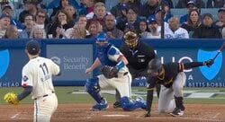 もうワケわからん！ 佐々木朗希の魔球で“まさかの光景”「怖っ」「どうした」 打者が崩れ落ちる… 急落下する落ち球に“膝つき三振”