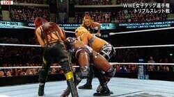 「どんなパワーしてるんだ」最強女子レスラー、2人がかりの腕固めを“超人回避” まるでマトリックス「そんなバカなw」ファン呆然