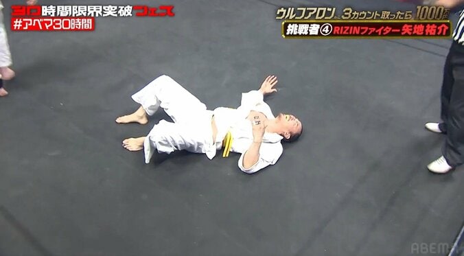 “負けたら出禁”のRIZINファイター、ウルフアロンに“まさかの形”で衝撃の3カウント負け「もう一回榊原さんのところに…」落胆の色隠せず 4枚目