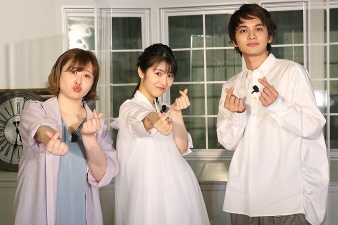 北村匠海、浜辺美波＆エミリンにタジタジ「女子会感についていけない（笑）」 1枚目