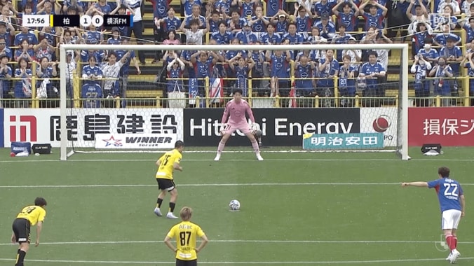 「森保さん、PK対策にいかがですか？」柏MFの“17秒トコトコPK”が話題沸騰！「誰か歩数を計測して笑」「独特すぎる」 3枚目