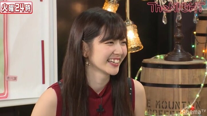 鈴木愛理、衣装姿のオフショットを公開しファン絶賛「可愛くて泣けてくる」「髪さらつや羨ましい…」