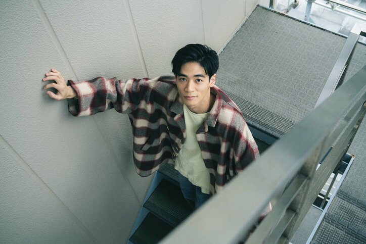 メンノンモデル・若林拓也、のんのクセ強な同僚役で映画デビュー 『私をくいとめて』インタビュー