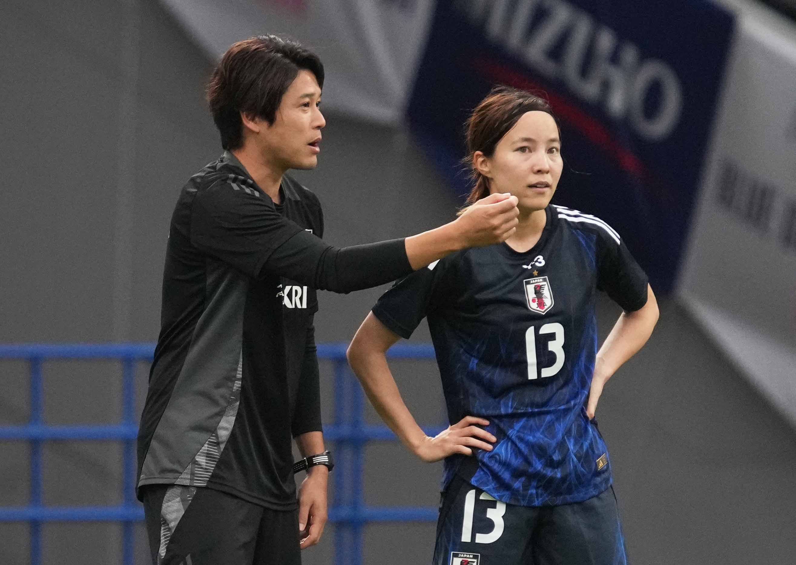 内田篤人氏、なでしこジャパン新コーチに電撃就任！狩野倫久新監督が