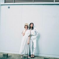 佐藤晴美、佐藤栞里との“W佐藤ショット”をファン大絶賛「かっこいいとカワイイで溢れてる」「本当に綺麗な2人」