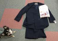 山田花子『新しい制服』