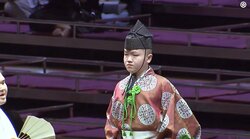 「綺麗なお辞儀をありがとう」17歳行司の所作にファン感激 去り際の一コマに反響続々