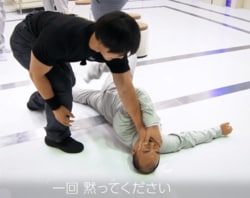 いったい何が？ 「こいつヤバいぞ！」きしたかの高野、人気マッチョ芸人の“まさかの行動”に悶絶「一回黙ってください」