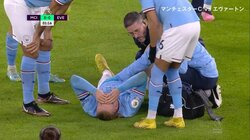 日本のファンは新年早々にヒヤリ 得点ランク独走の怪物ハーランド、悶絶シーンに「あけおめでハーランドやっちゃった？」