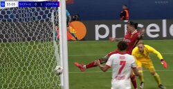 エグすぎる… らしさ全開の“カンフーキック”「飛んできた！」 ストライカーの嗅覚が爆発… FWヌニェスが決勝弾「よく詰め切った」