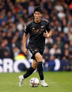 ｢まじでバケモン｣!! アーセナルが21歳MFの｢スーパーゴール｣を守り切り4連勝! 日本代表・冨安健洋は左右のサイドバックで出場