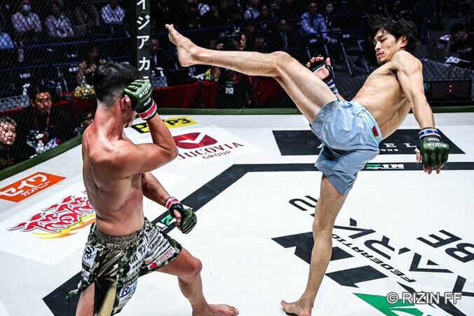 桜庭大世が宇佐美正パトリックを撃破